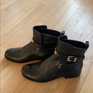 Michael Kora Bootie 38.9 M/8m